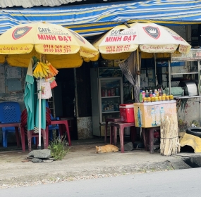Quán Nước gần Chợ Mỏ Cày